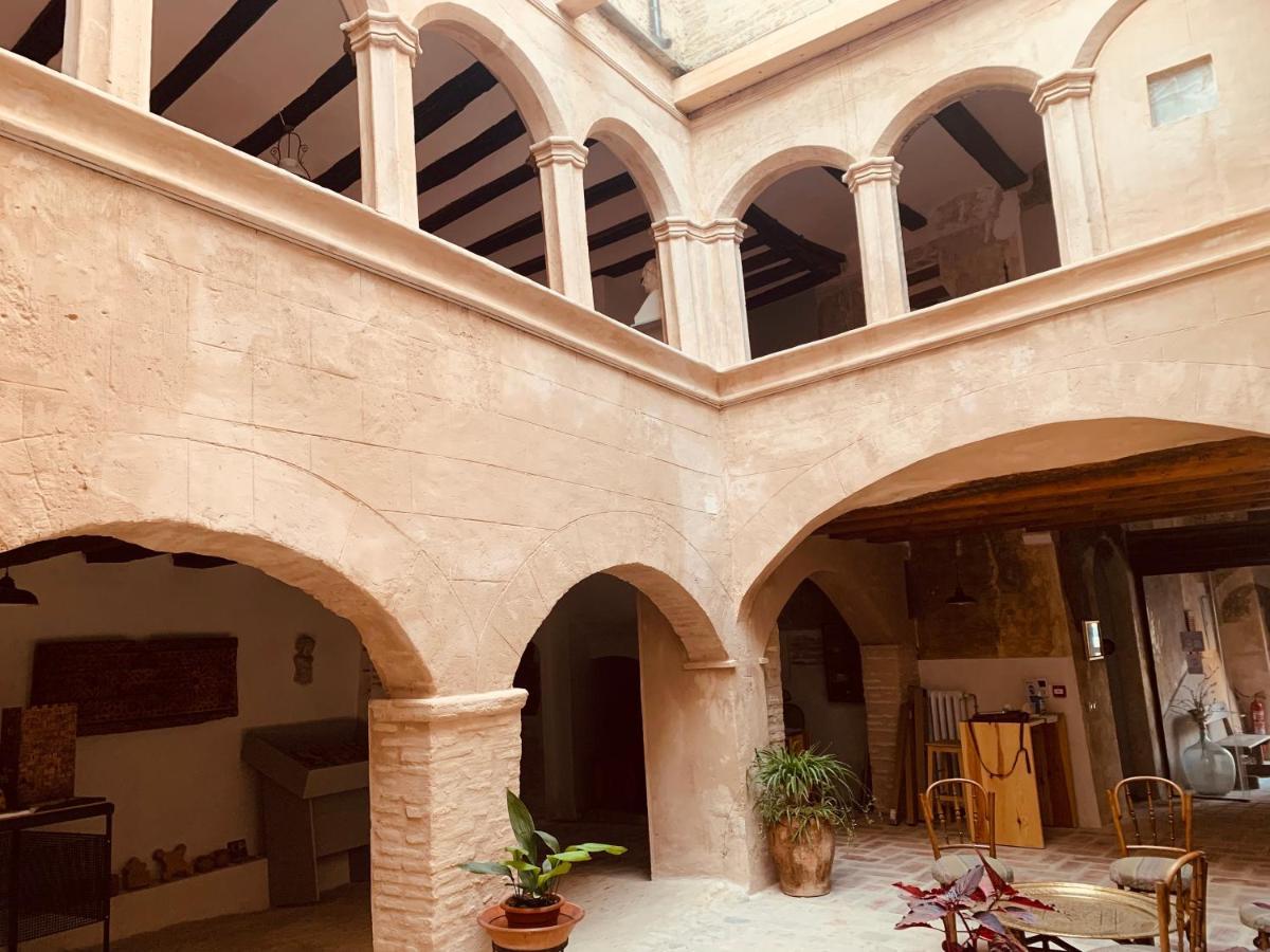 Hotel Castillo-palacio De *